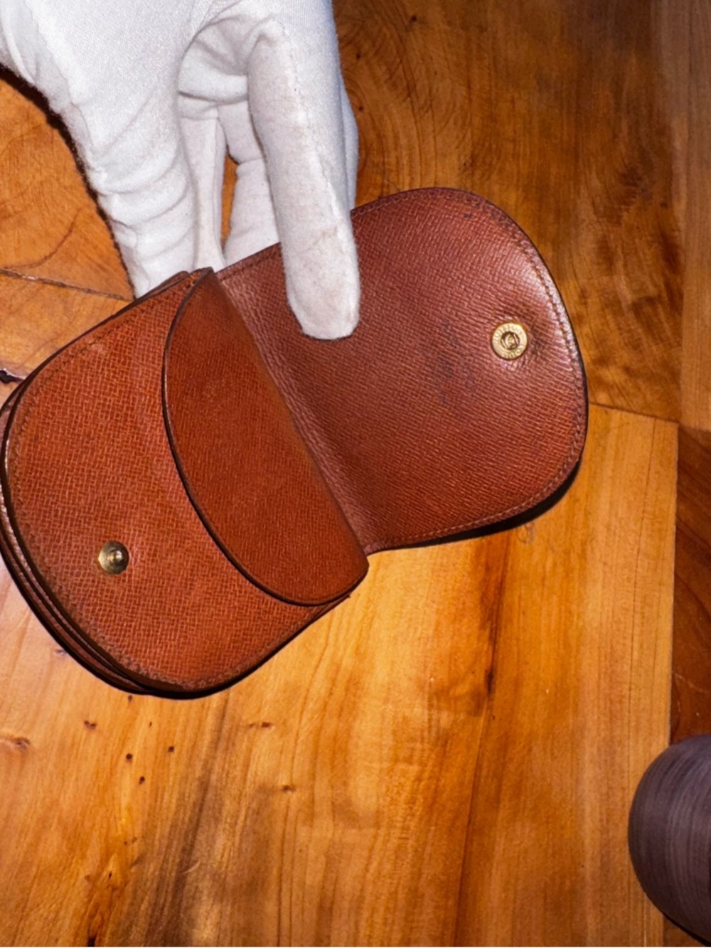 Louis Vuitton
LV Monogram Coated Canvas Pochette Porte-Monnaie - Picture 7 of 12